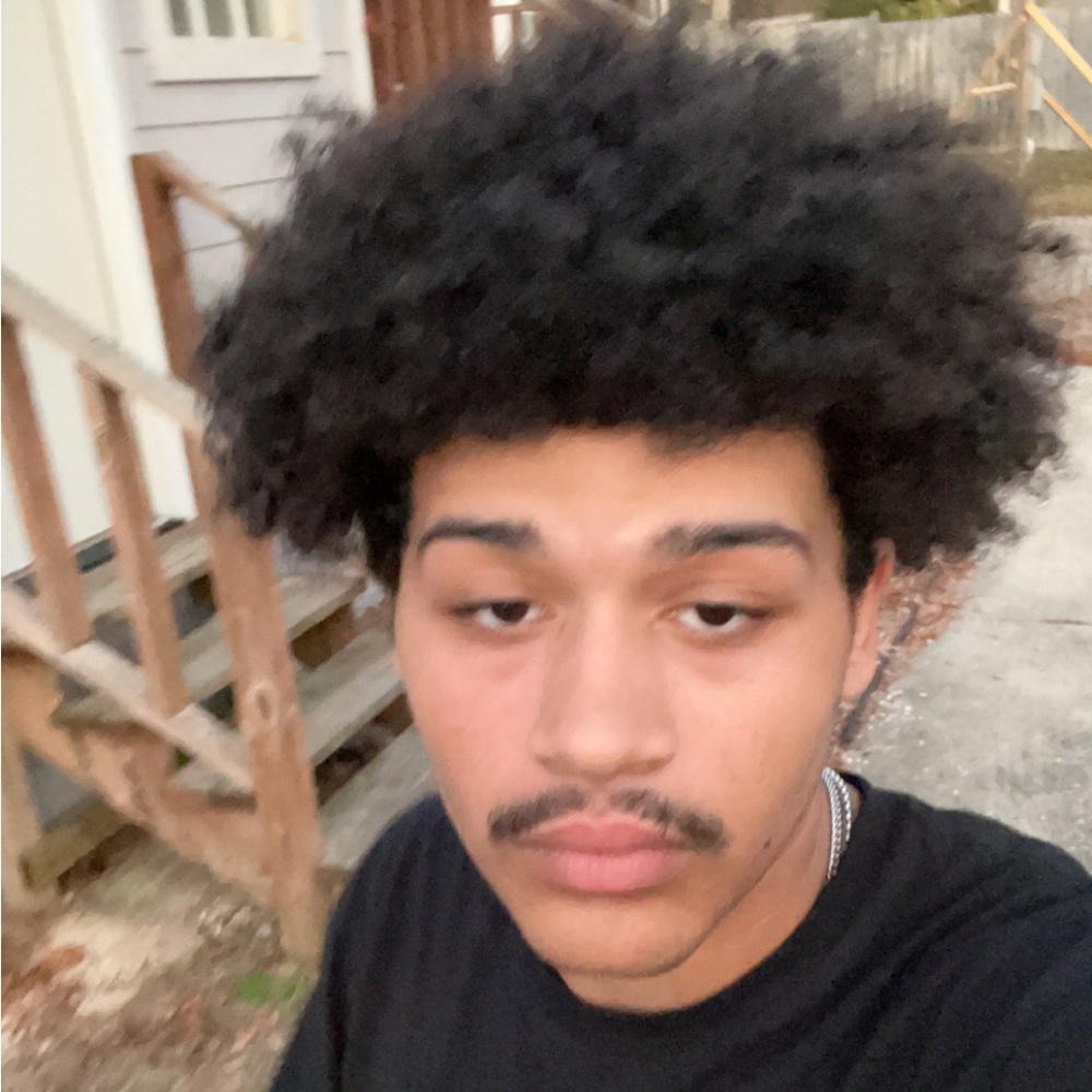 Meet your Posher, Isaiah